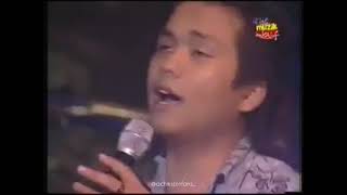 Download lagu Achik Spin - Azura (cover) mp3