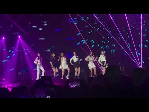 180907 Apink(에이핑크) - I'm so sick(1도 없어) at Hallyu Pop Fest Day 1 Singapore