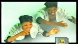 Download lagu Sipho Makhabane Injabulo.mpg mp3