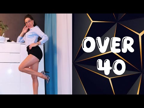 Natural Older Women Over 40 | Timeless Fashion & Beauty | Age is Just a Number |268