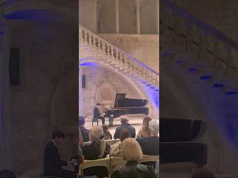 Dzivo Pavlicevic - Makedonski ples (L.Zupanovic)