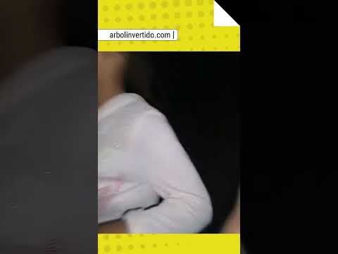 🔴 VECINOS DE ENCRUCIJADA, VILLA CLARA, PROTESTAN POR LOS APAGONES Y EXIGEN "LIBERTAD"