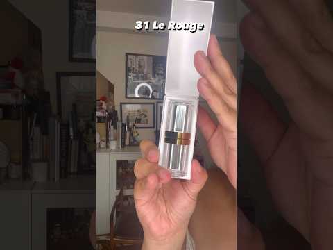 Chanel 31 Le Rouge in 4 Rouge Flou #chanel #chanelmakeup #lipstick #luxurybeauty #luxurymakeup