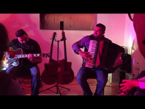 Django Deluxe Giovanni  Weiss Jeffrey Weiss  David Weiss