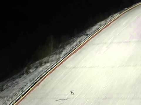 Anette Sagen. Faller i Vikersundbakken 2009