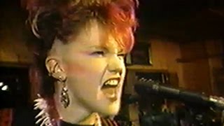 Hollywood Hillbillys on TV "Eat My Dust," "The Runnin' Kind," "Put the Hearse in Reverse"