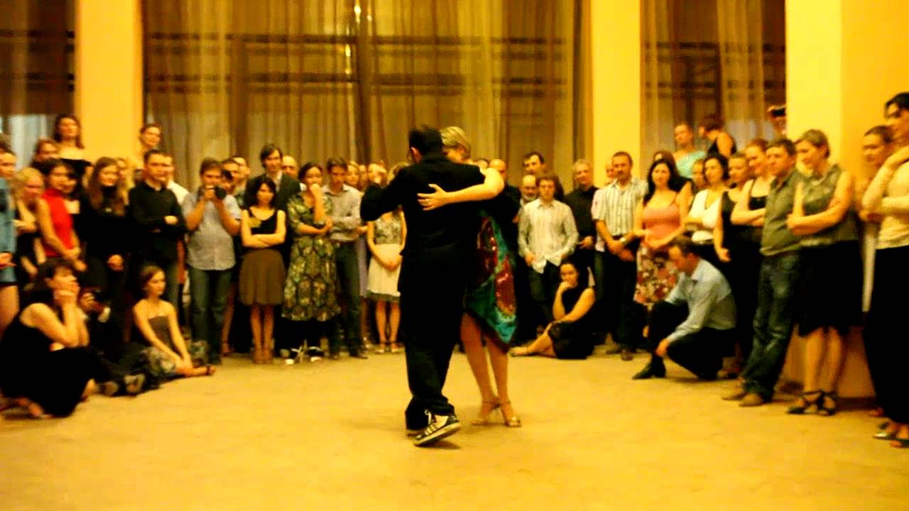 Anna Zyuzina Giggio Giovanni 2011 12 09 Milonga "El Calor" Moscow