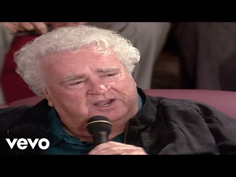 Bill & Gloria Gaither - The Unclouded Day [Live] ft. Howard Goodman