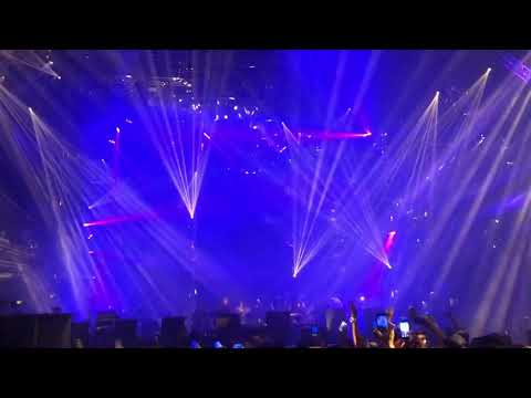 JOSEPH CAPRIATI b2b CARL COX playing 'Feeling good - Laurent Garnier' @RESISTANCE IBIZA