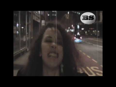 Random girl on Stokes Croft freestyle