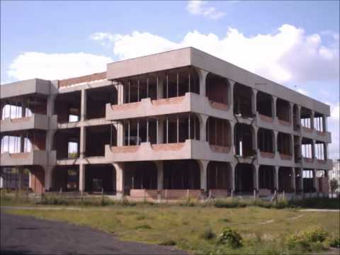 Ucho-Nienormalne Tresci