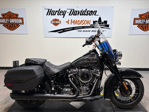 2026 FLHC Harley-Davidson® Heritage Classic Midnight Ember w/Laced Wheels