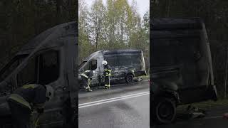 Pożar samochodu dostawczego w Czarnowcu