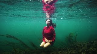 Walks Like An Angel - Christine Leakey (feat. Linda Perhacs)