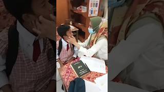 Download lagu Dokter cantik‼️Lagi periksa kesehatan anak sekolah‼️ #shorts #viral #trending #sekolah #fyp mp3