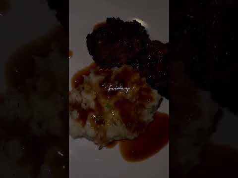 Spend An Evening With Me 🖤🎥 Mini Vlog | Cooking 🥘 + Wine Shopping 🍷