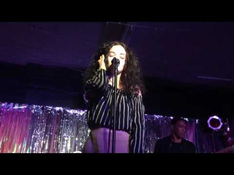 Sabrina Claudio - Too Much Too Late - Live @ AMPLYFi/Los Angeles - 09/08/2016 (MN)