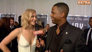 Jennifer Lawrence Finds It ‘Odd’ to Be Up Against Amy Schumer at Golden Globes