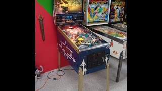 Gottlieb Gold Wings Pinball!  Top Gun ripoff, fantastic game!