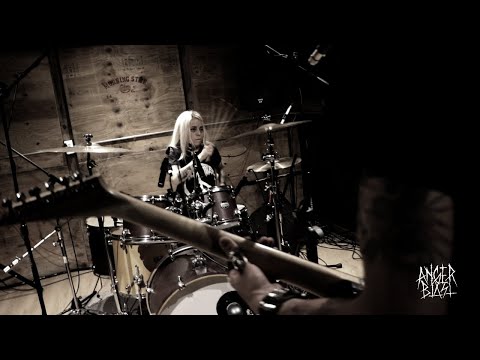 Anger Blast // Sesiones en Vivo