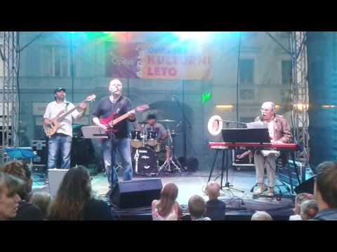 Jaroslav Uhlíř Live - Mix písní - Opava (18.8.2016)