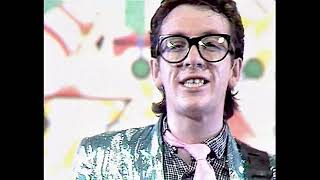 Elvis Costello &amp; The Attractions - Oliver&#39;s Army (Kenny Everett Video Show)(1979) (With Lyrics) (HD)