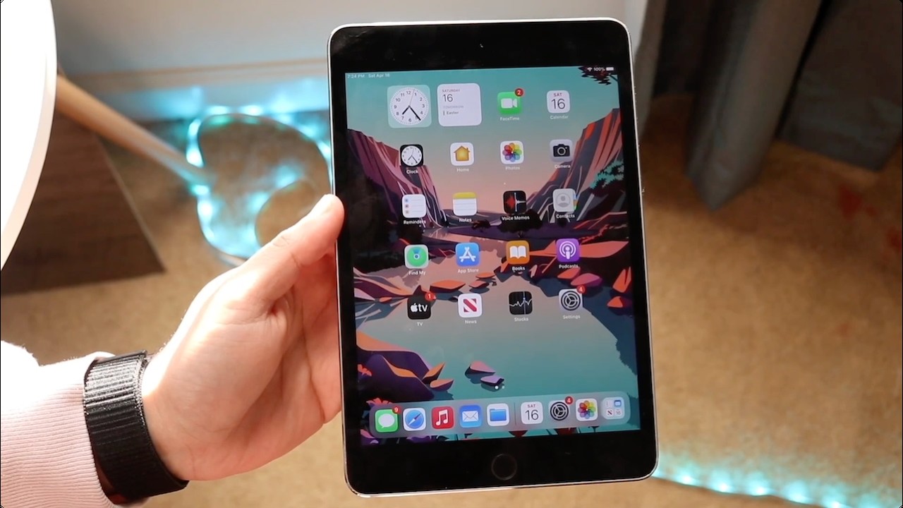 iPad Mini 4 In 2026! (Still Worth It?) (Review)