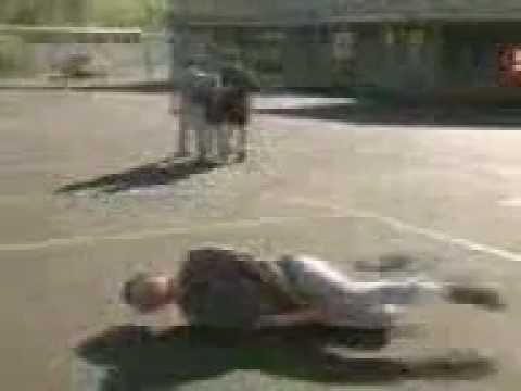 Malcom el del Medio Golpe de Foul