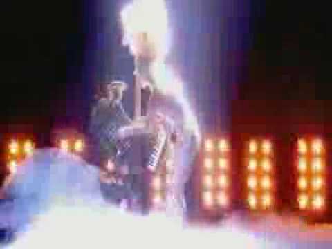 Lady Gaga Ft Beyonce Live Performances: Telephone/Bad Roman