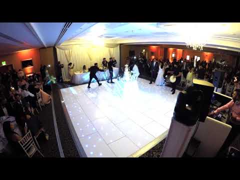 Otis "The  Saxophonist " sax & dhol,  indian wedding entrance, Tujhe dekha ,