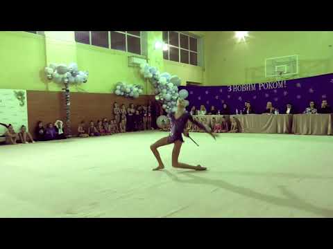 Показательное Хоровинкина Лиза булавы