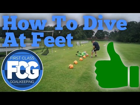 FCG | How to increase a goalkeepers confidence for diving at feet & the blocking save technique