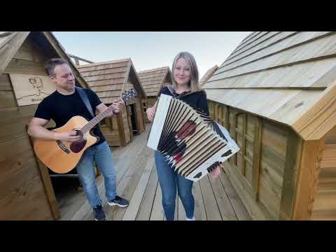 V dolini tihi - Im ruhigen Tal - Katja Kaučič in Peter Zorec