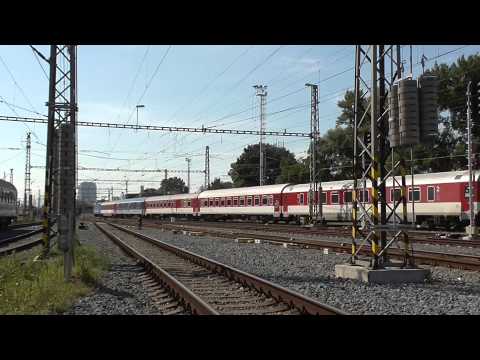 Vlak 221 "předjel" vlak 121 z důvodu MU | 362.158-8 na EC 221 | 380.013-3 na EC 121