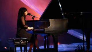 I Dreamed A Dream - Allison Crowe live performance w. lyrics