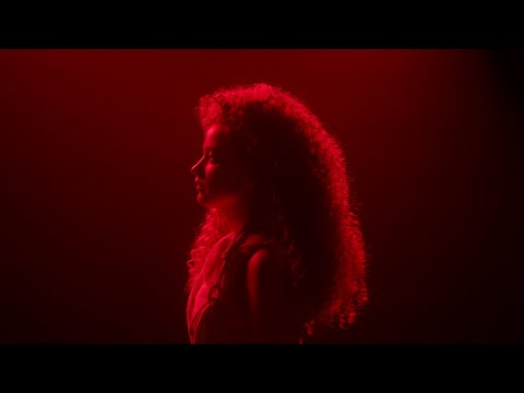 Tal Wilkenfeld - Killing Me (Official Video)