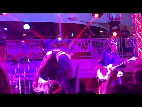Bruce Kulick and Bob Kulick - KISS Kruise VII - All American Man