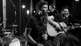 Waterloo Revival - &quot;Kissin&#39; in the Rain&quot; (Toby Keith cover)