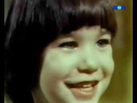 The Boy in the Plastic Bubble   Trailer