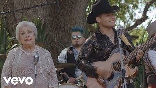 Los Nietos De Terán, La Abuela Irma Silva - La Pajarera