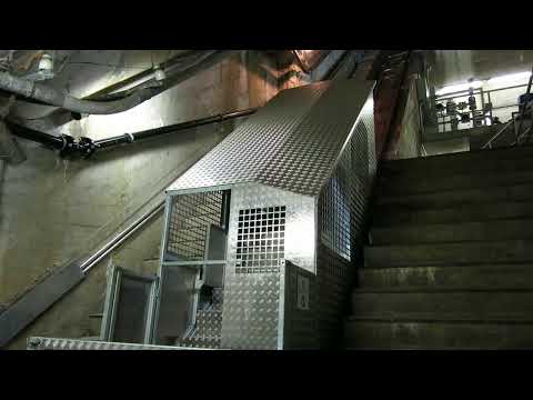 Funiculaire Savatan - Dailly 2021 Wagen fährt ab Standseilbahn Festung Fort Savatan - Dailly Suisse