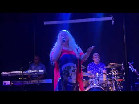 Milanova atuação no Cha de Caxinde