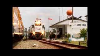 preview picture of video 'Indonesian GE U18C CC 201 50 Hauling Sribilah Train'