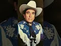 Voló la Paloma - Cornelio Reyna #cornelioreyna #latino # #música