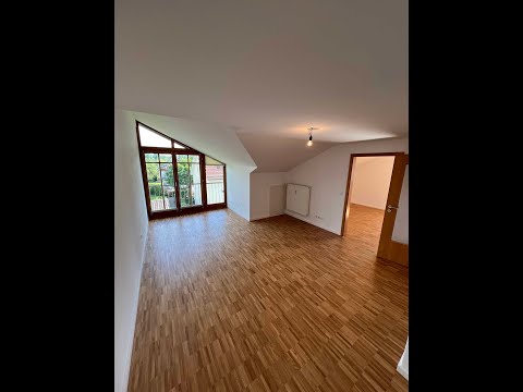 Rosenheim- Happing- Herrliche 2-Zimmer-Dachgeschosswohnung mit wunderbaren Bergblick!