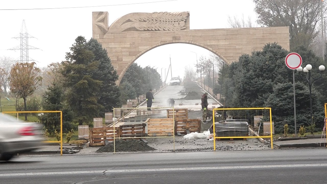 Եռաբլուրի ճանապարհն են քանդել, ծնողները կարծում են` միտումնավոր են անում