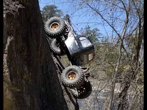 Comp style truck pulling lines at Flat Rock, SCX10ii class 2 OEM build