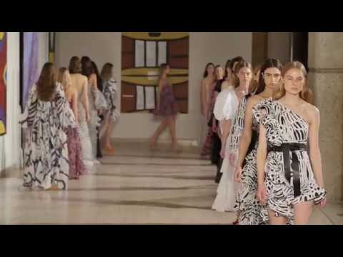 AJE 'AWELYE' RESORT 18 | RUNWAY HIGHLIGHTS