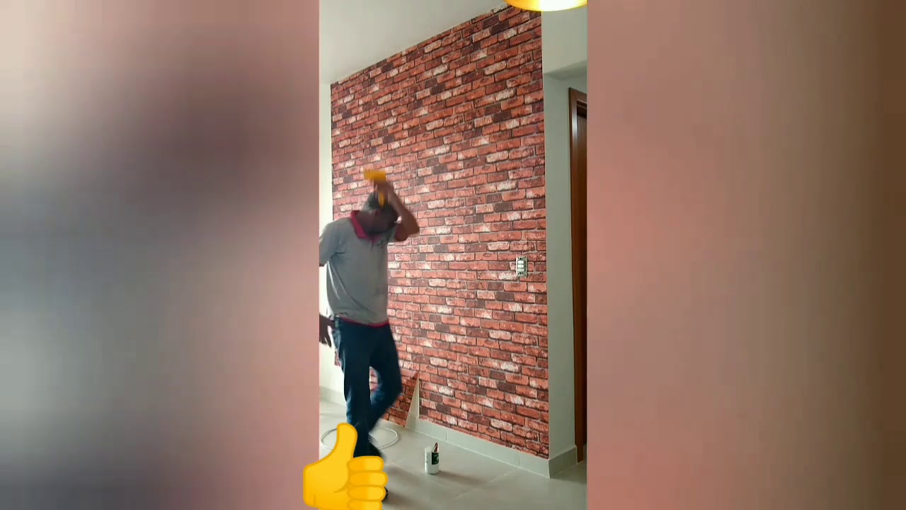 Watch Now Aplicação de papel de parede, tijolinho a vista . Aplicação de papel de parede, tijolinho a vista .