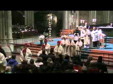 Osternacht im Kölner Dom 2015: Abschluß und Auszug